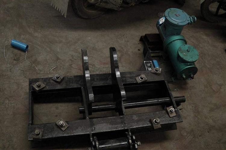 聯動阻車器 聯動阻車器